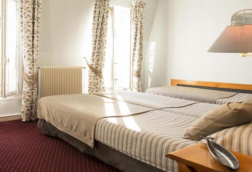 スタンダードトリプルルーム, France Eiffel