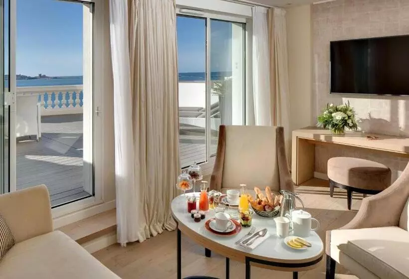 سوئیت جونیور با تراس, Grand Hôtel Thalasso & Spa