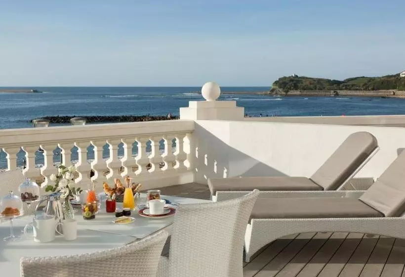 سوئیت جونیور با تراس, Grand Hôtel Thalasso & Spa
