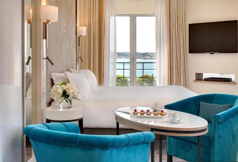 Номер Superior Вид на Море, Grand Hôtel Thalasso & Spa