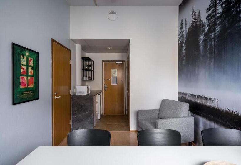 家庭间, Hiisi Hotel Lohja