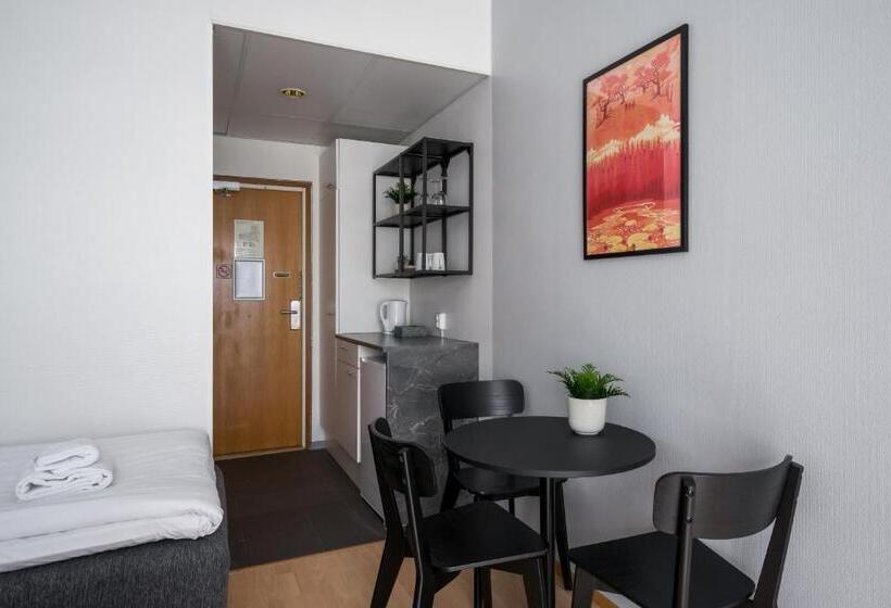 스탠다드 트리플 룸, Hiisi Hotel Lohja