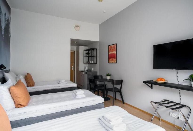 스탠다드 트리플 룸, Hiisi Hotel Lohja