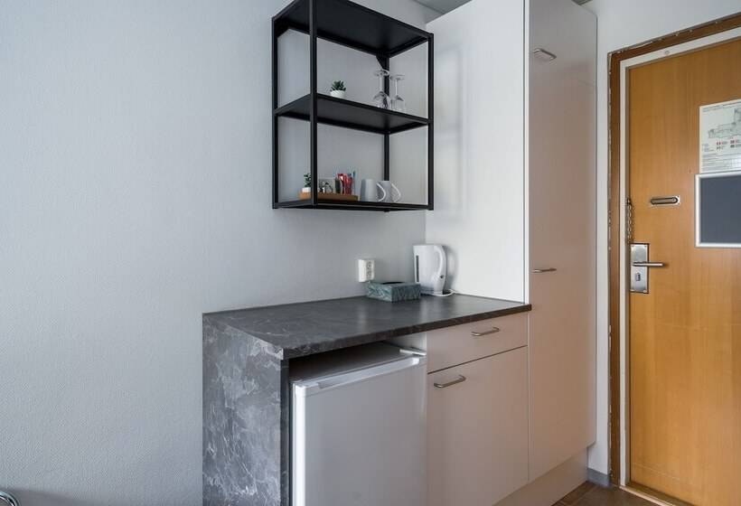 标准三人间, Hiisi Hotel Lohja