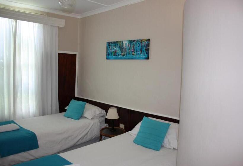 חדר משפחתי, Karoopark Guest House