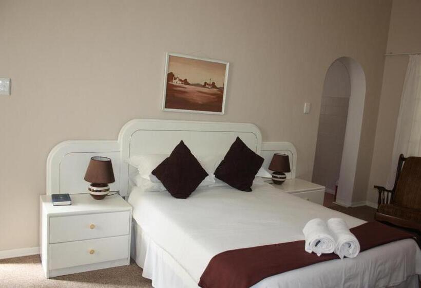 חדר סטנדרט לשלושה, Karoopark Guest House