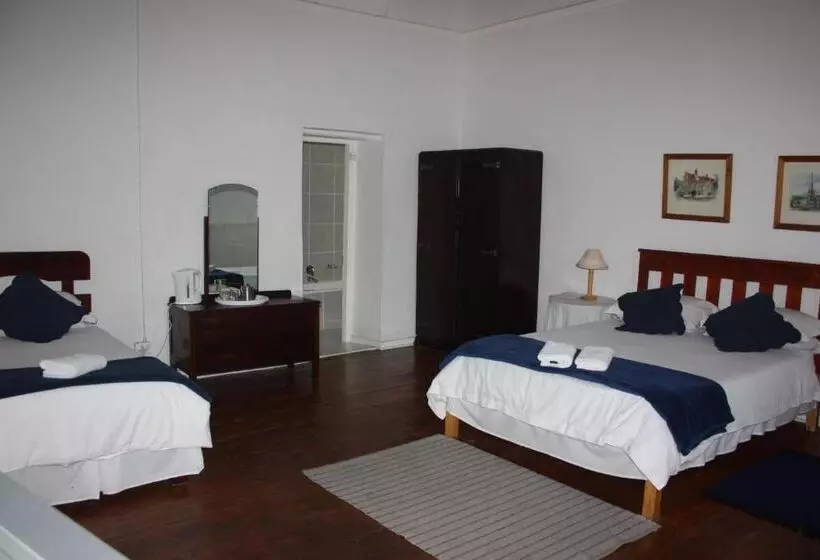 スタンダードトリプルルーム, Karoopark Guest House