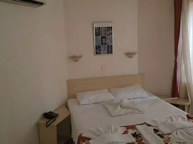 اتاق استاندارد, Malhun Hotel