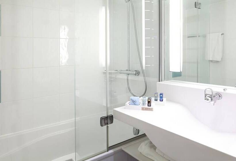 Классический Номер, Novotel Paris Pont De Sevres