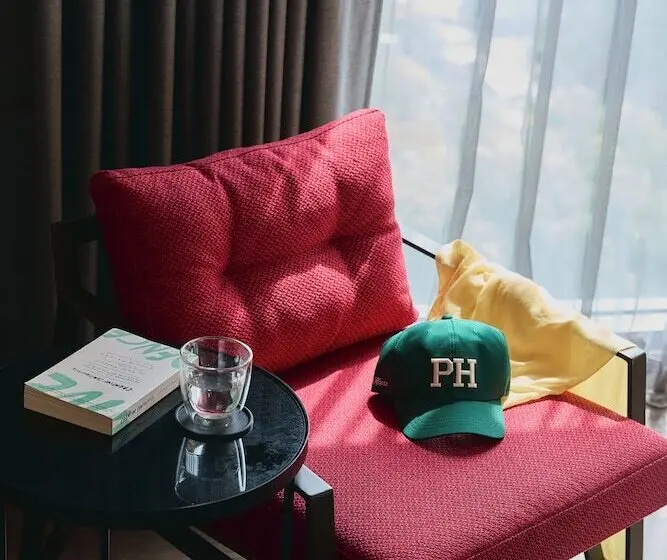 اتاق استاندارد, Public House Bangkok, a Member of Design Hotels