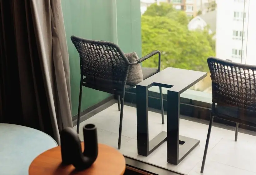 سوییت اجرایی, Public House Bangkok, a Member of Design Hotels