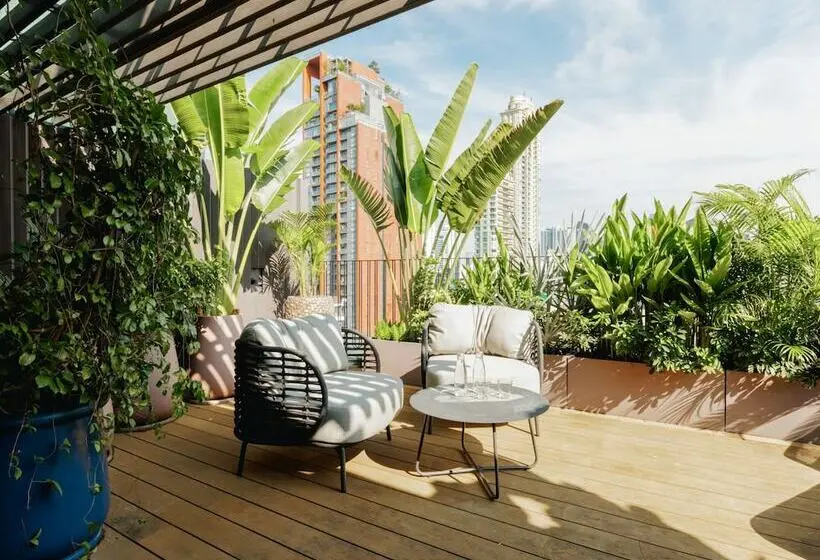 اتاق استاندارد با تراس, Public House Bangkok, a Member of Design Hotels