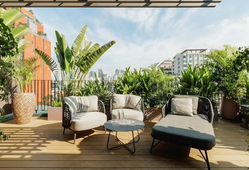 اتاق استاندارد با تراس, Public House Bangkok, a Member of Design Hotels