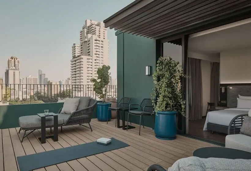 اتاق استاندارد با تراس, Public House Bangkok, a Member of Design Hotels