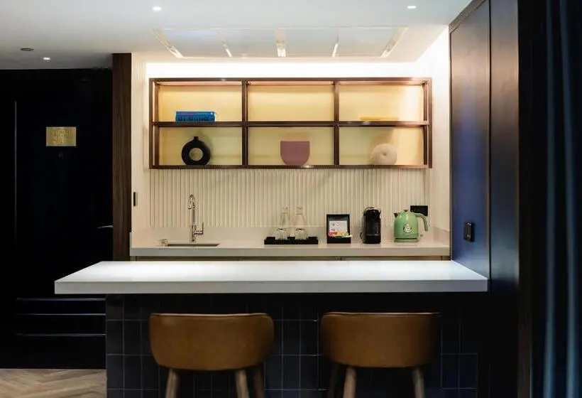 سوئیت با تخت بزرگ, Public House Bangkok, a Member of Design Hotels