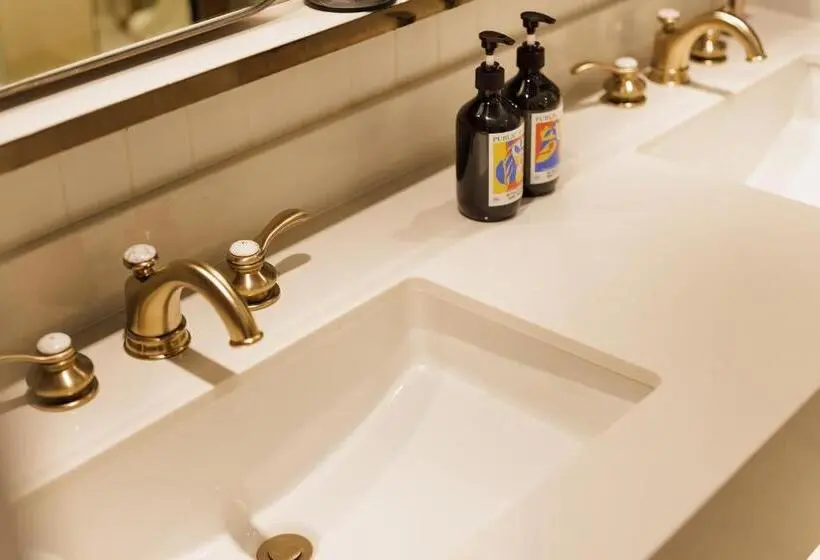 سوئیت با تخت بزرگ, Public House Bangkok, a Member of Design Hotels