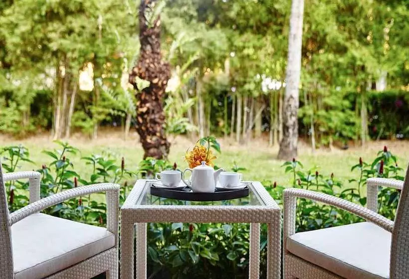 キングサイズベッドのデラックスルーム, Amari Koh Samui