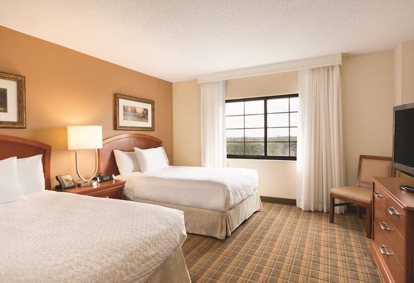 장애인을 위한 스위트, Embassy Suites Greenville Golf Resort & Conference Center