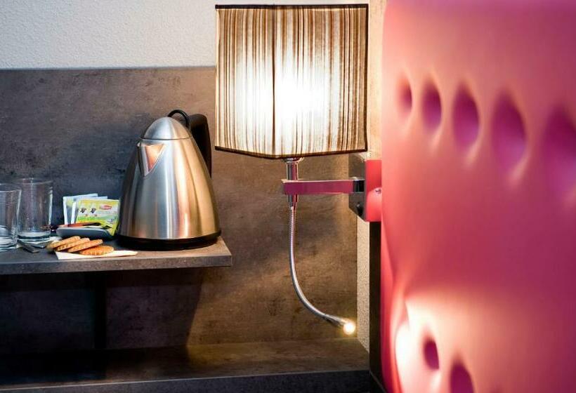 חדר קומפורט, Carre Vieux Port