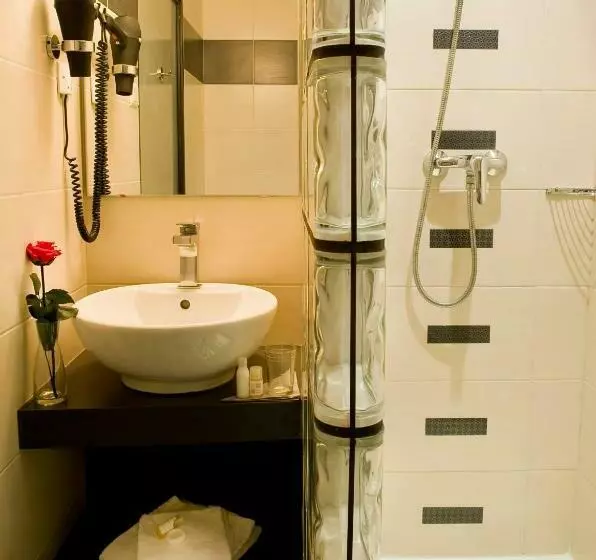 اتاق استاندارد با تخت دوبل, Carre Vieux Port
