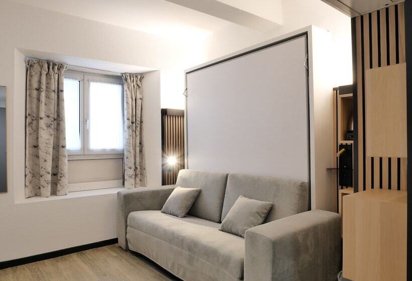 חדר קומפורט, Carre Vieux Port