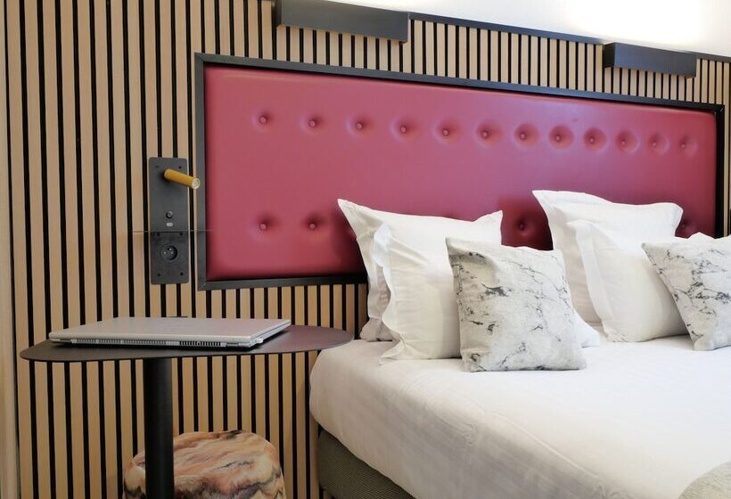 חדר קומפורט, Carre Vieux Port