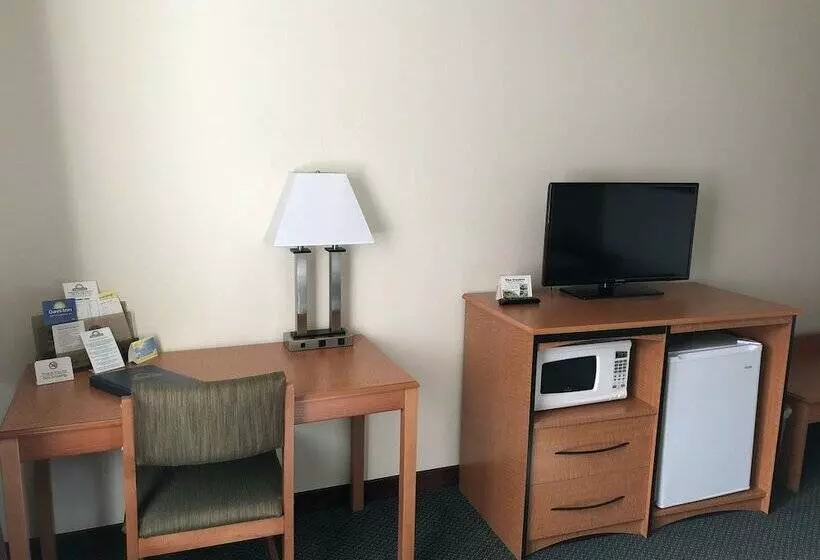 اتاق لوکس, Days Inn By Wyndham West Yellowstone