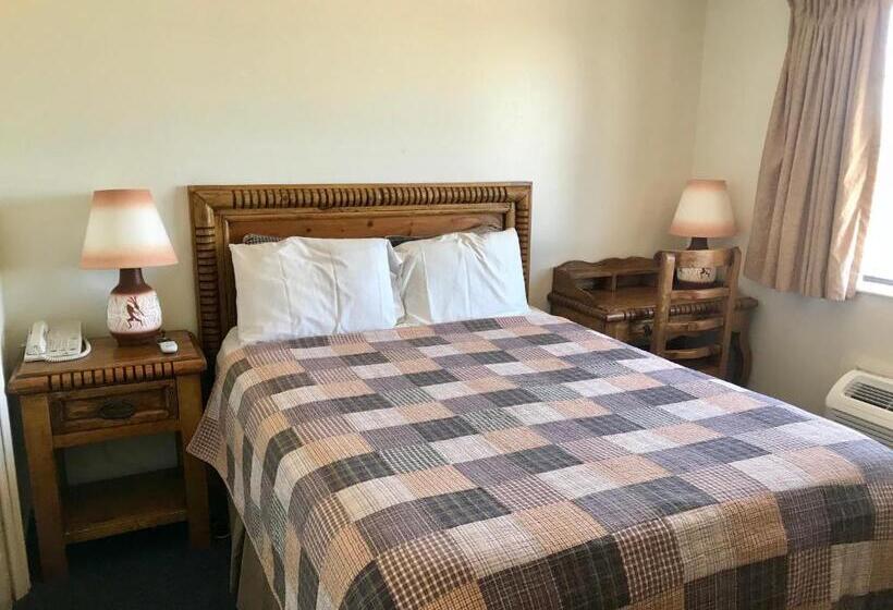 شقة غرفة واحدة, Four Corners Inn