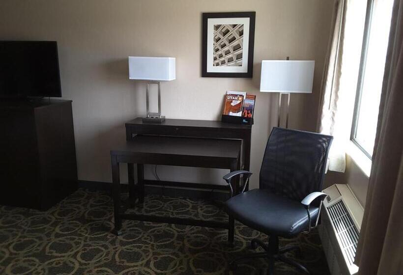 اتاق استاندارد با تخت بزرگ, Inn At The Canyons