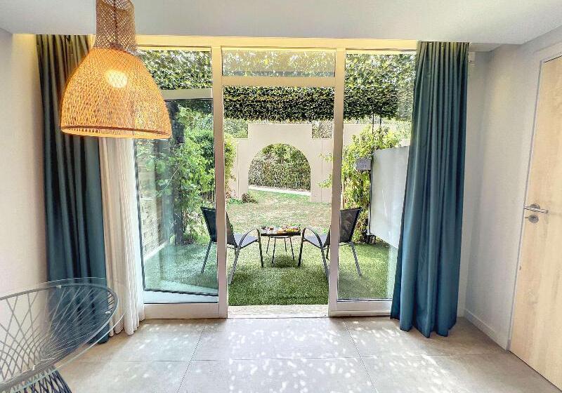 ダブルベッドスタンダードルーム, Mercure Antibes Sophia Antipolis