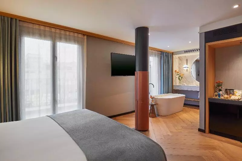 スタンダードルーム, Mercure Antibes Sophia Antipolis