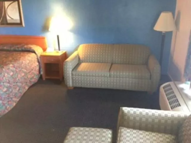 キングサイズベッドのスタンダードルーム, Budget Inn   Madison