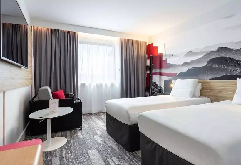 Superior-huone, Novotel Annecy Centre