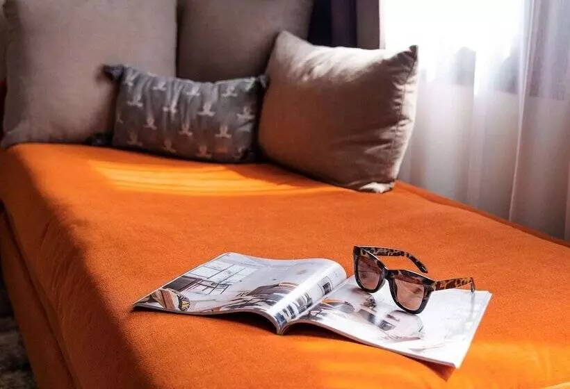 Superior-huone, Novotel Paris Suresnes Longchamp
