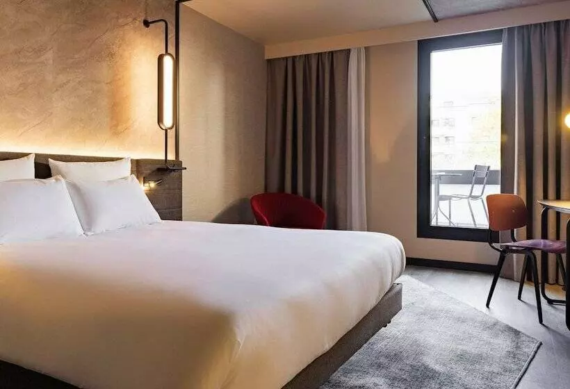 Executive-huone, Novotel Paris Suresnes Longchamp