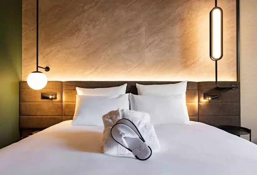 Executive-huone, Novotel Paris Suresnes Longchamp