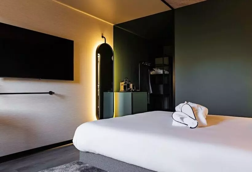 Executive-huone, Novotel Paris Suresnes Longchamp