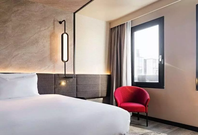 Executive-huone, Novotel Paris Suresnes Longchamp