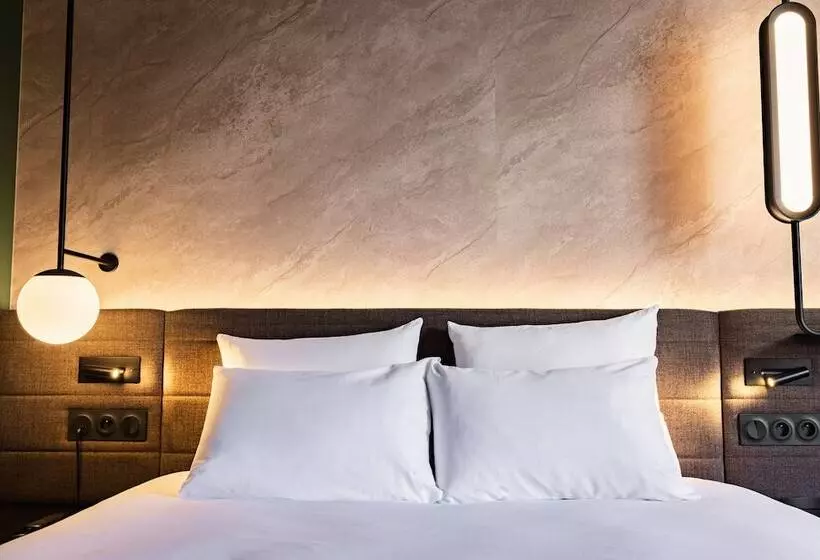 Superior-huone, Novotel Paris Suresnes Longchamp