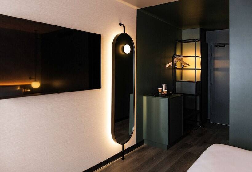 Номер Superior, Novotel Paris Suresnes Longchamp
