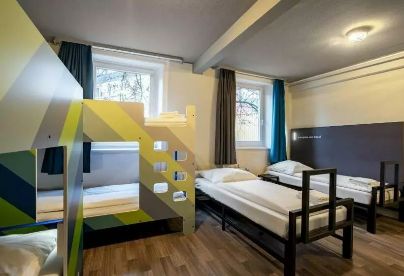 تختخواب در اتاق مشترک, a&o Hamburg Reeperbahn