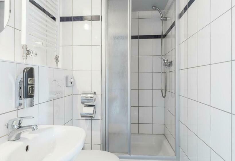 共用房间的床, a&o Hamburg Reeperbahn