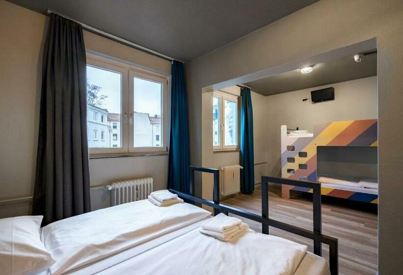 标准三人间, a&o Hamburg Reeperbahn
