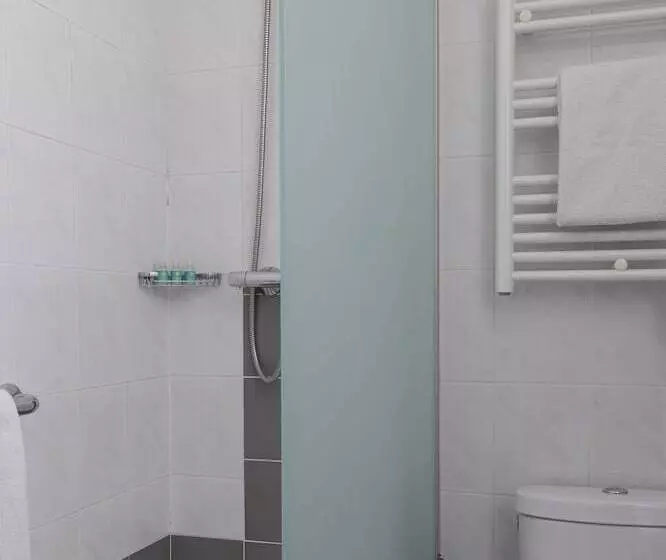 اتاق استاندارد, B&b Hotel Colmar Lumière