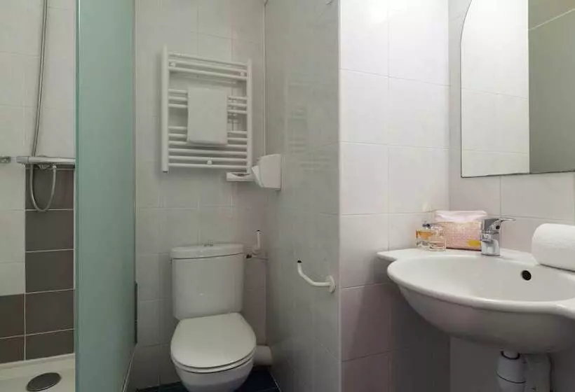 اتاق استاندارد, B&b Hotel Colmar Lumière