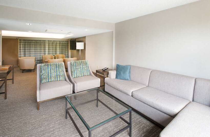 キングサイズベッドのデラックススイート, Embassy Suites By Hilton Temecula Valley Wine Country