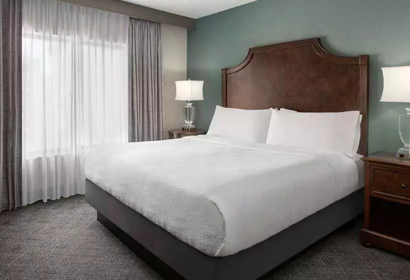 Deluxe Suite King Bed, Embassy Suites By Hilton Temecula Valley Wine Country