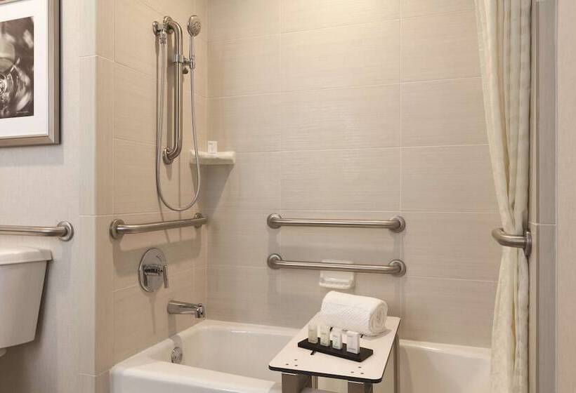 장애인을 위한 스위트, Embassy Suites By Hilton Temecula Valley Wine Country