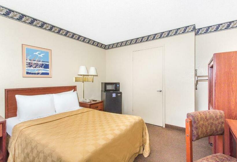 스탠다드 룸, Knights Inn Madera