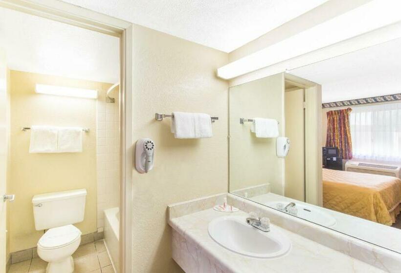 스탠다드 룸, Knights Inn Madera